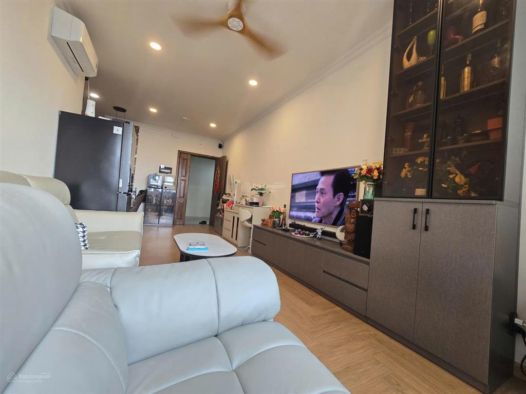 Căn góc  nt siêu đẹp tâm huyết  mới chủ bán gấp 4,8 tỷ ( 102% gồm sổ )  ngay mall cực tiện