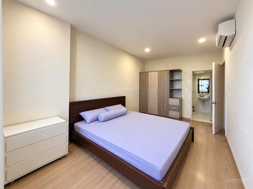 Chủ gấp lắm rồi trả giá là bán căn hộ 79m2 2pn full nt giá gồm sổ 4,29 tỷ (xem nhà được ngay)