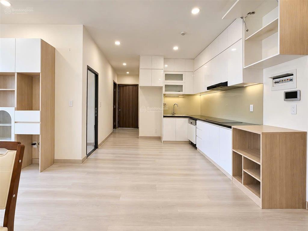 Nhà đang trống, xem được ngay căn 79m2 tòa mall full nt sạch sẽ từ chủ nhà bán gấp 4,2 tỷ cực tốt