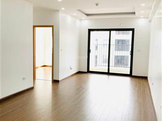 Cần bán căn 2 ngủ tòa c tầng đẹp view thành phố.