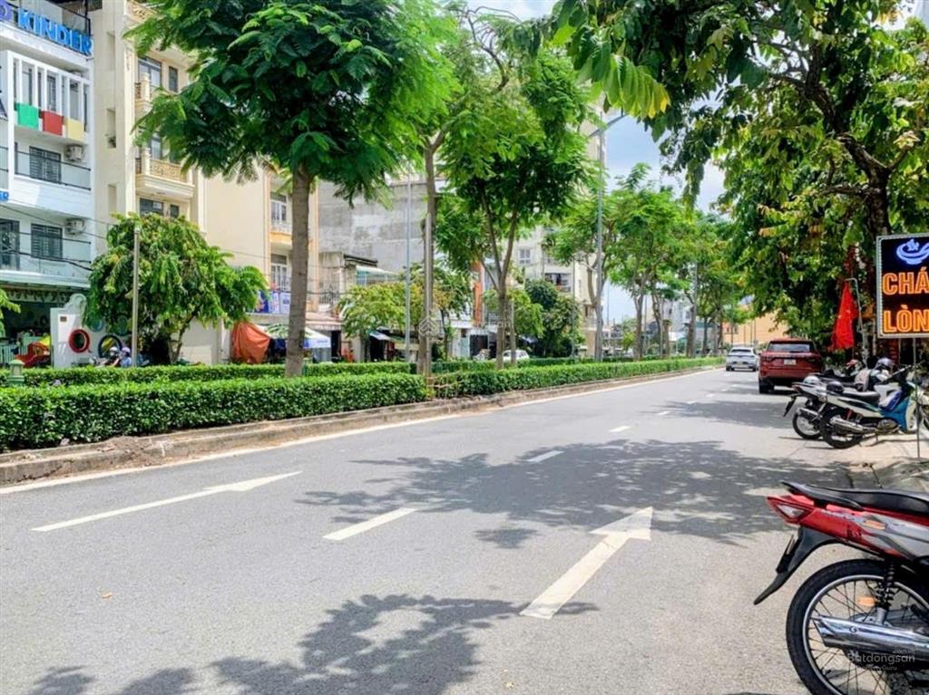 Mặt tiền phạm huy thông, p.6  4m x 20m, 3 tấm  giá bán 15 tỷ tl