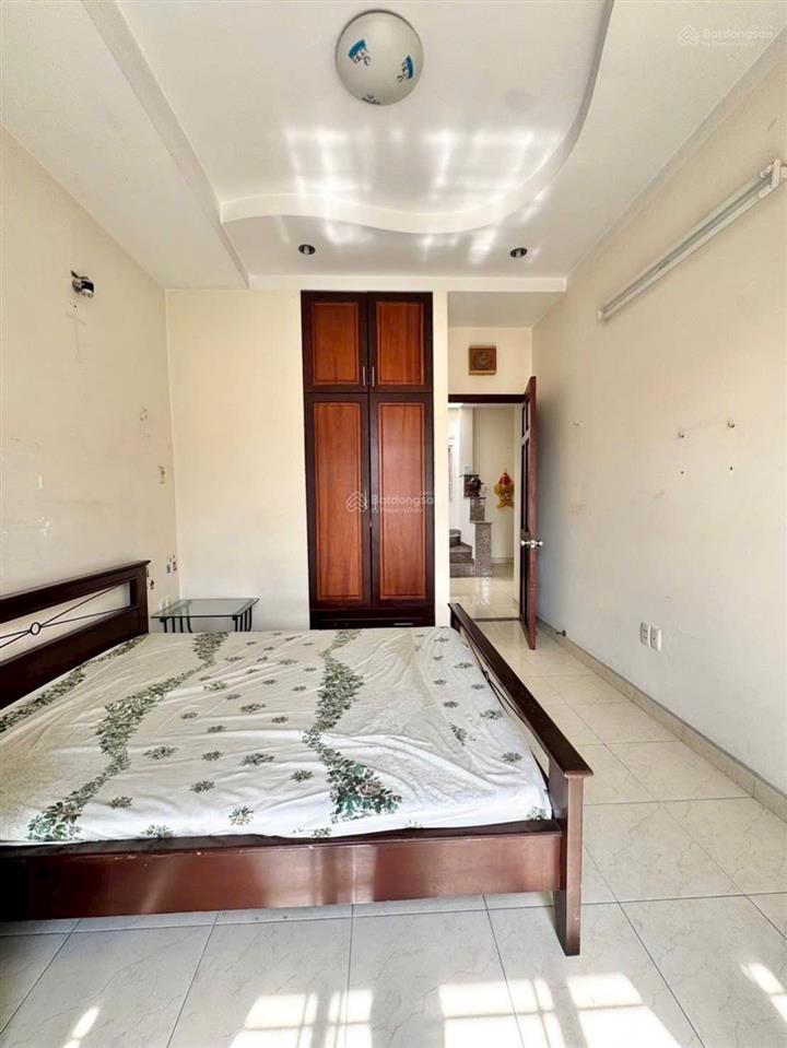 Bán nhà hẻm xe hơi thông dương quảng hàm, p.5  6.6m x 17.5m ( nở hậu ), 4 tấm  giá 11.6 tỷ tl