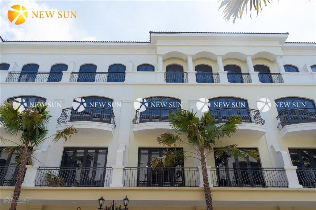 Bán biệt thự hàng hiếm tại mega complex  vinhomes ocean park 2, 8,37 tỷ, 64 m2