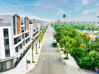 Cần bán gấp căn shophouse 2 mặt tiền, 100m, đối diện vịnh thiên đường