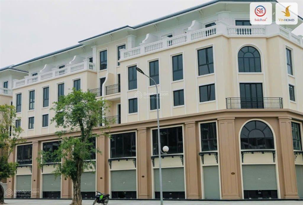 Bán căn shop đại lộ bốn mùa 110m2 trục chính 51m, có hỗ trợ vay 18 tháng