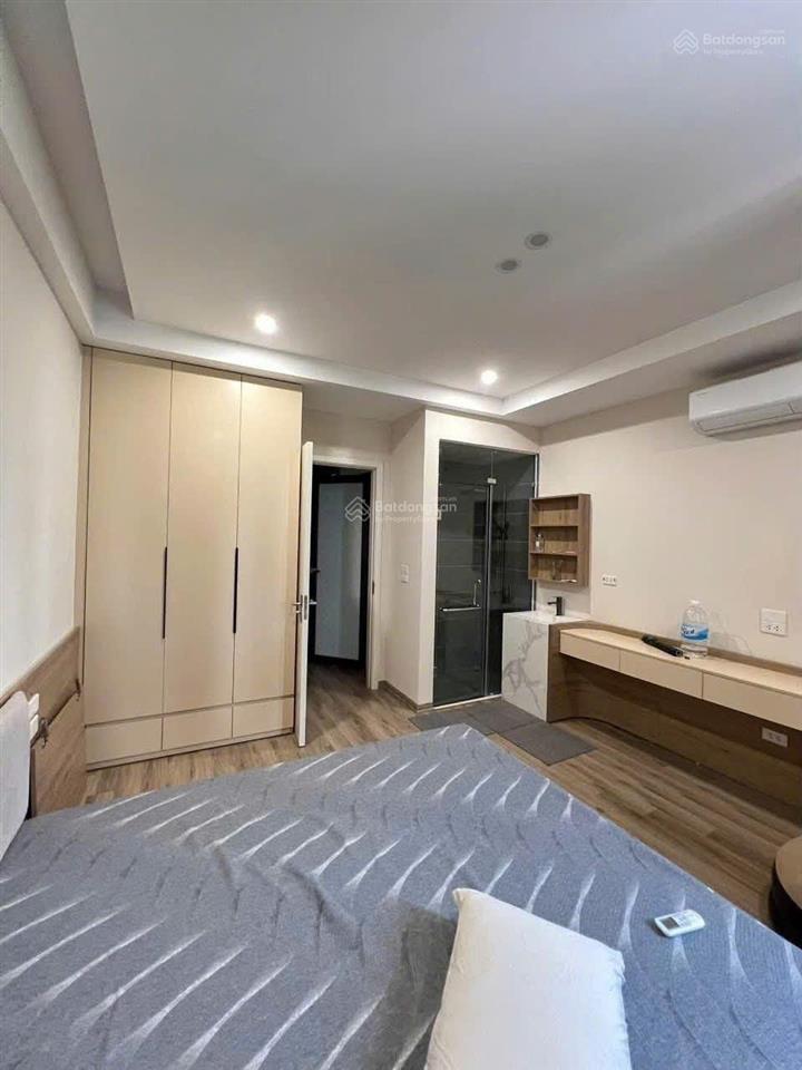 Bán căn 60m thời đại hoàn thiện 5 tầng có thang máy