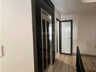 Bán căn 60m thời đại hoàn thiện 5 tầng có thang máy