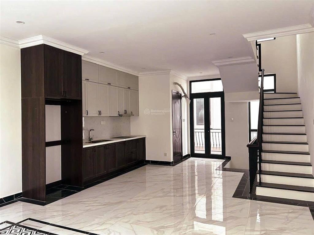 Bán gấp căn sao biển 55m hoàn thiện 5 tầng, có sổ đỏ