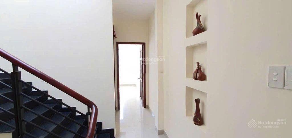 Cho thuê nhà đường nguyễn trãi trung tâm q.1 giá tốt 6pn chỉ 26tr hiếm trong tầm giá