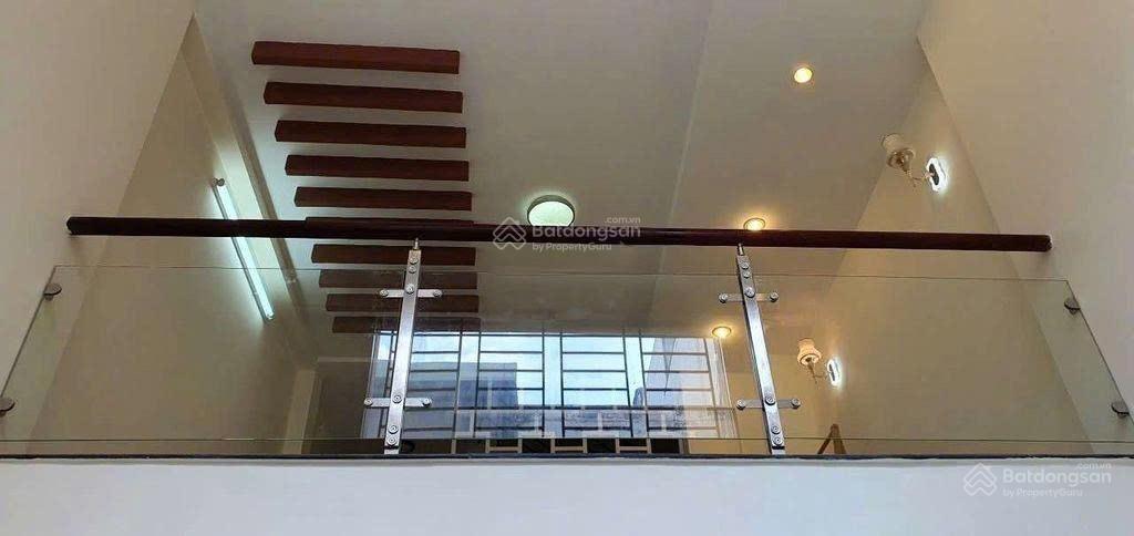 Cho thuê nhà đường nguyễn trãi trung tâm q.1 giá tốt 6pn chỉ 26tr hiếm trong tầm giá