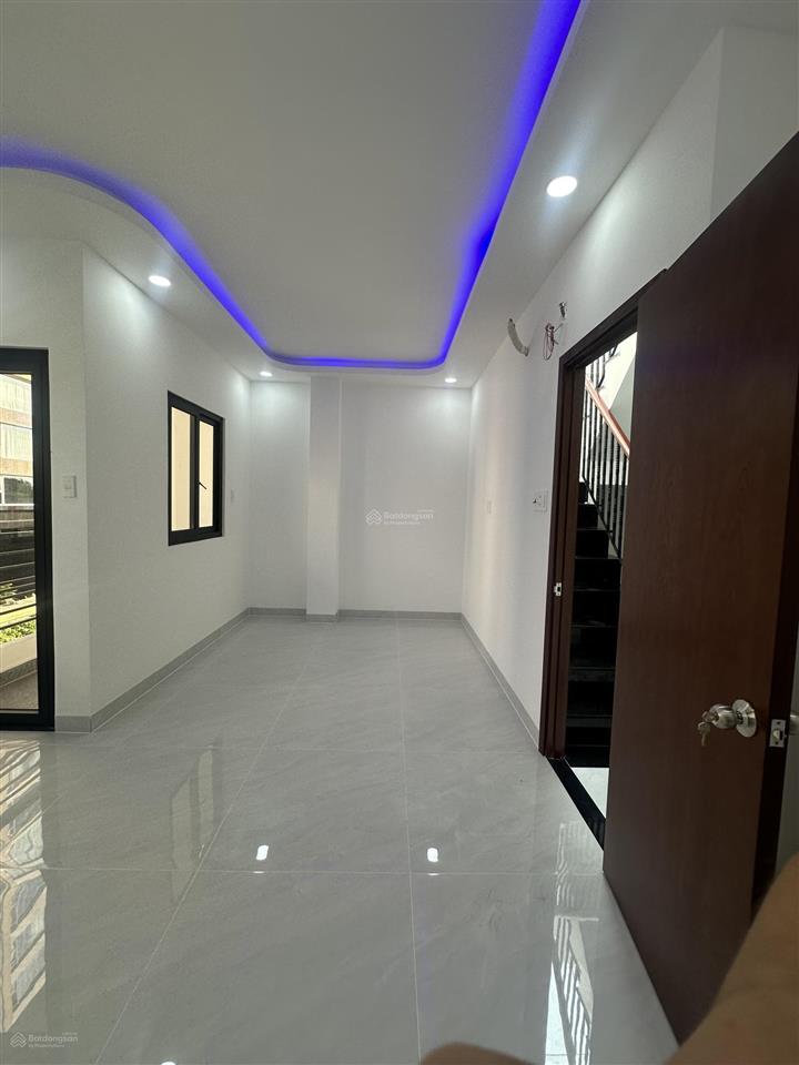 Cho thuê nhà mới xây hx tải đường điện biên phủ q. bình thạnh dtsd 144m2 nhà 4 tầng giá 20triệu