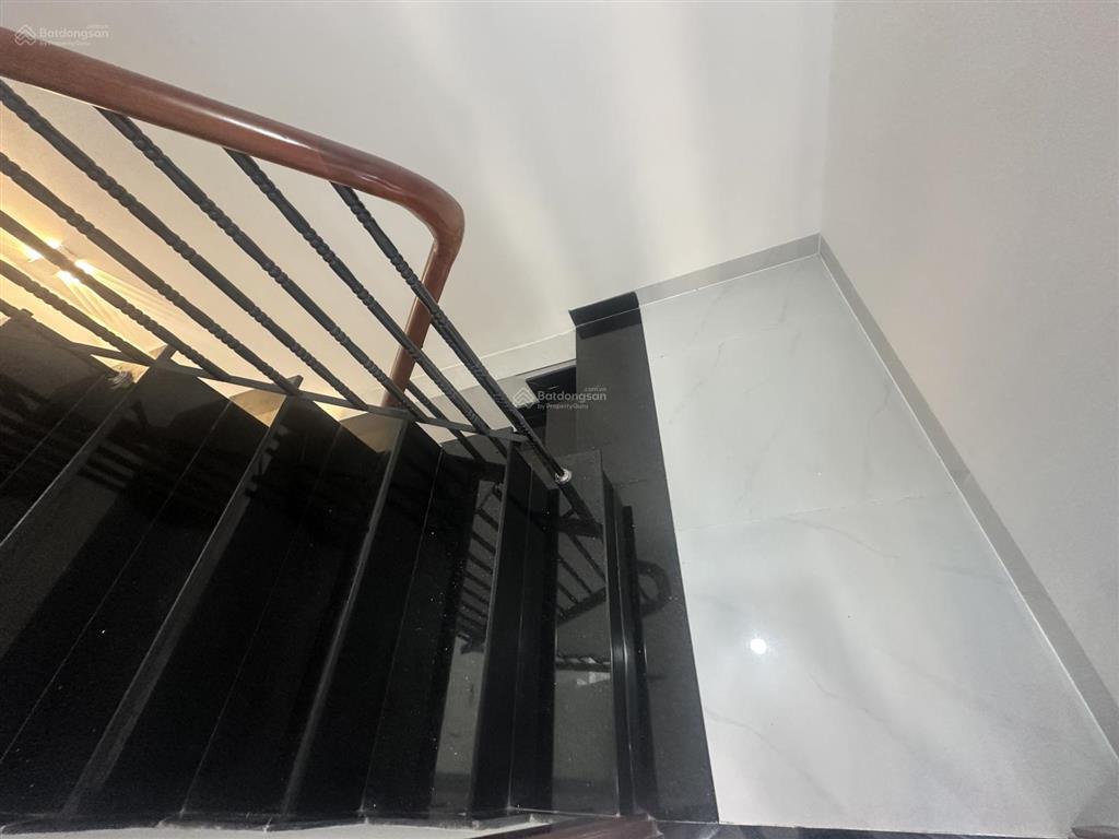 Cho thuê nhà mới xây hx tải đường điện biên phủ q. bình thạnh dtsd 144m2 nhà 4 tầng giá 20triệu