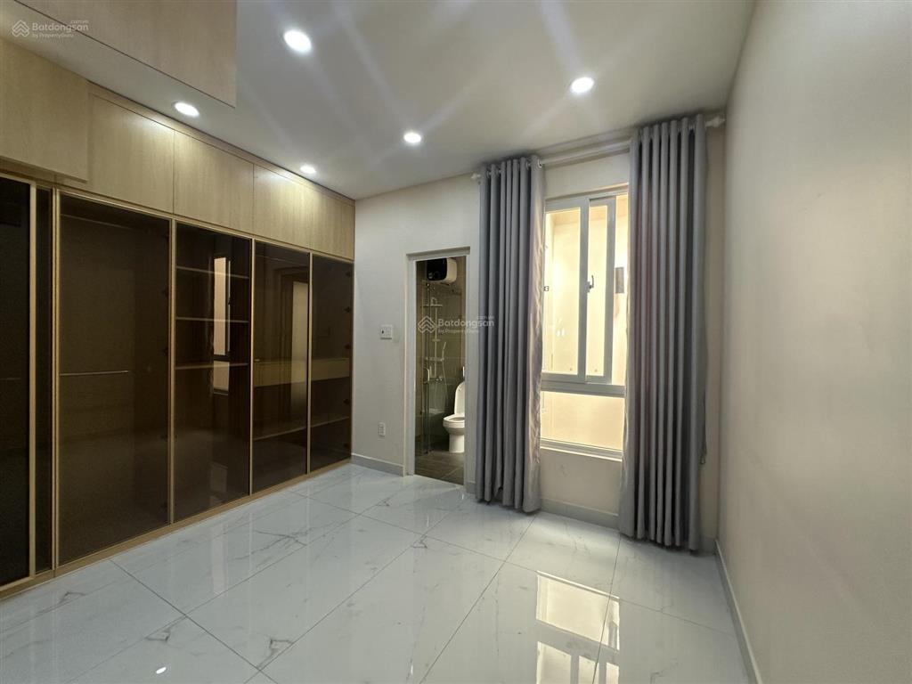 Cho thuê nhà mới đẹp mặt tiền đường a4, p. 12, quận tân bình nhà 3 tầng dt 206m2 giá 35tr/ tháng