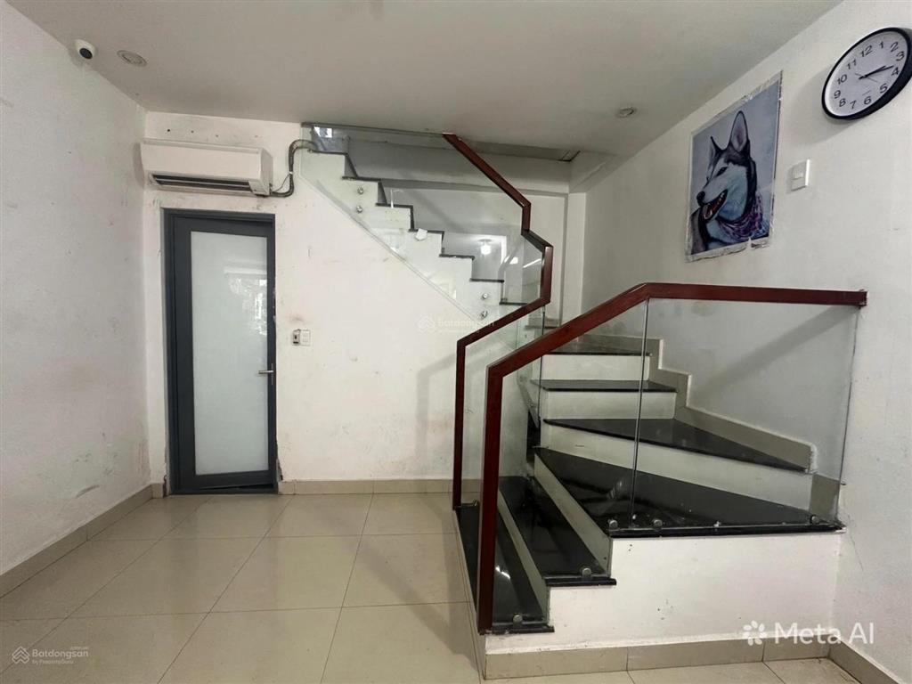 Cho thuê nhà mặt tiền đường phan đăng lưu, quận phú nhuận  dt 4x15m  1 trệt 3 lầu  giá 35 tr