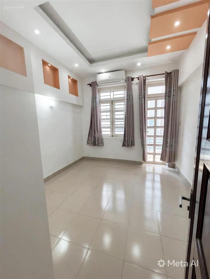 Cần cho thuê nhà hẻm 75 nguyễn cửu vân quận bình thạnh  hẻm thông 4 tầng giá chỉ 17 triệu