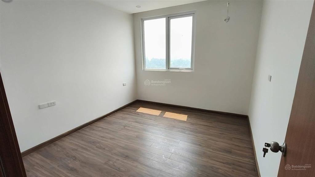 Chính chủ bán căn 81,2m2 căn góc mới bàn giao cđt sẵn sổ giao dịch
