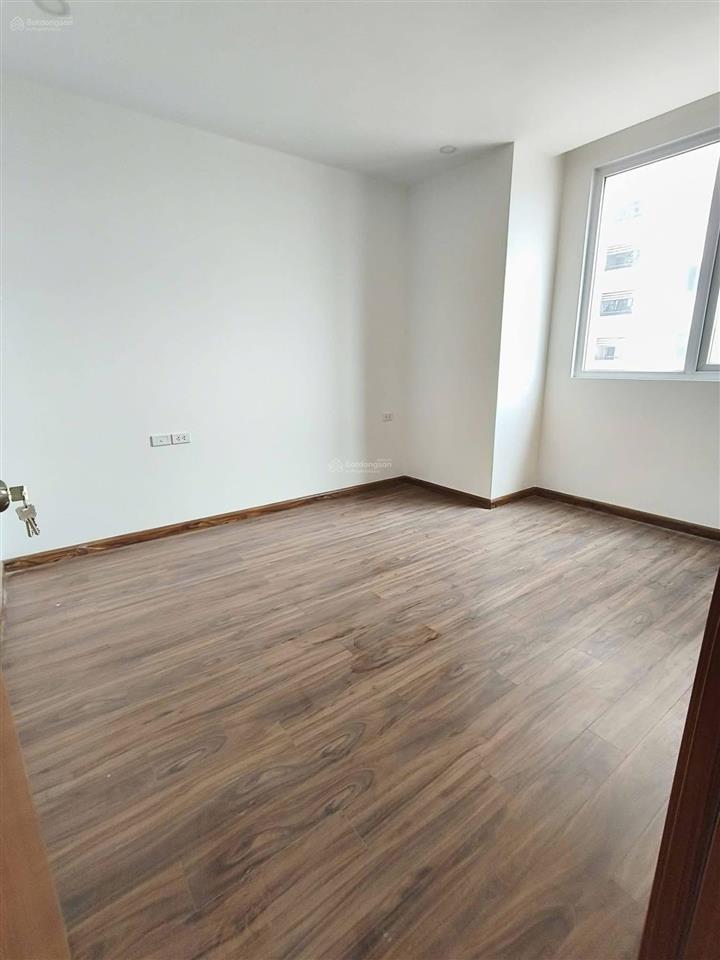 Chính chủ bán căn 81,2m2 căn góc mới bàn giao cđt sẵn sổ giao dịch