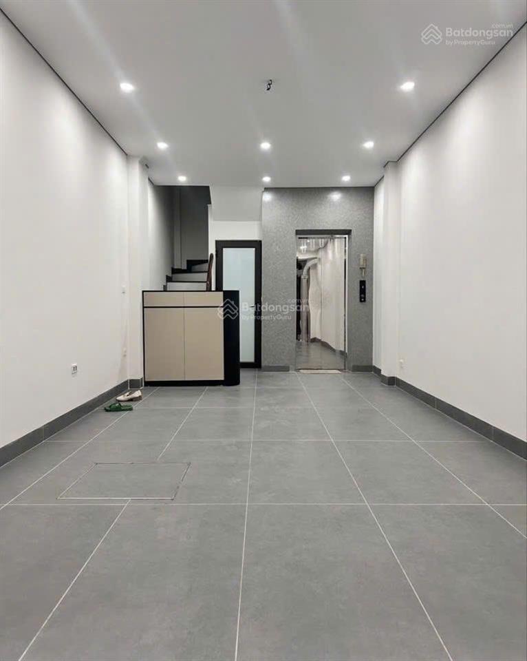 Cực hiếm nhà khương đình nhà lô góc 34m² 6 tầng thang máy ngõ thông sát phố hiếm gặp