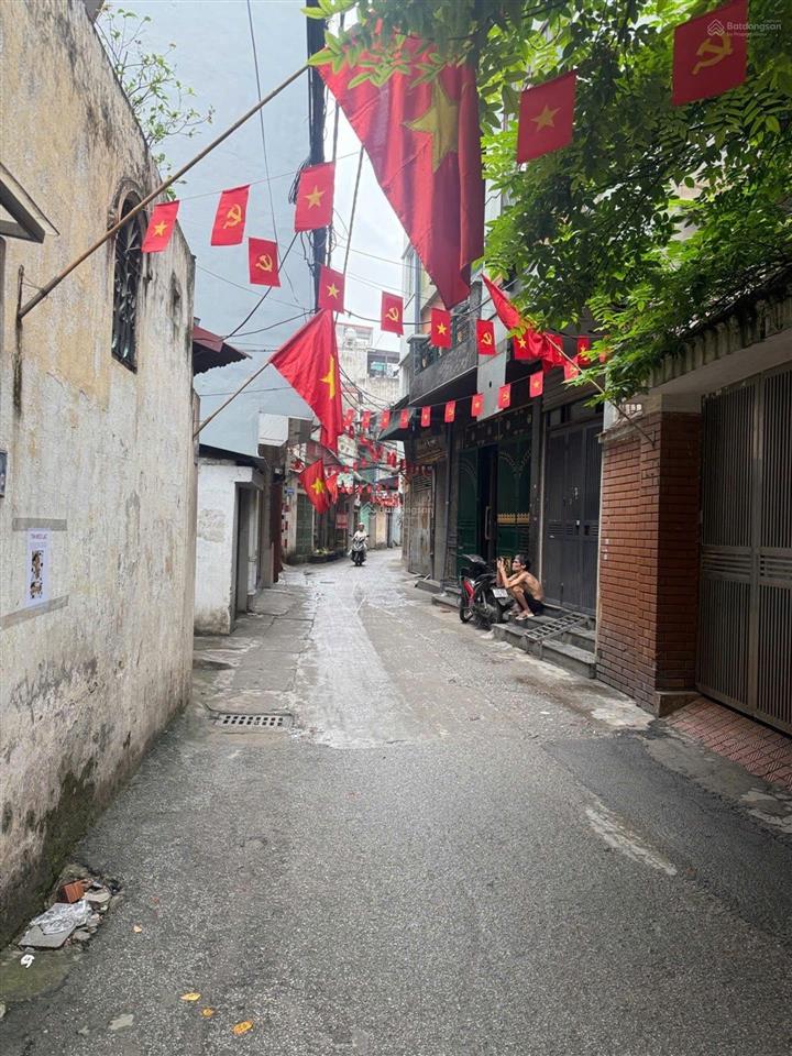 Bán nhà khương đình, thanh xuân  40m2 x 6 tầng  nhà mới đẹp  ô tô đỗ cạnh nhà  giá hơn 7 tỷ