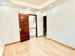 Bán nhà khương đình, thanh xuân  40m2 x 6 tầng  nhà mới đẹp  ô tô đỗ cạnh nhà  giá hơn 7 tỷ