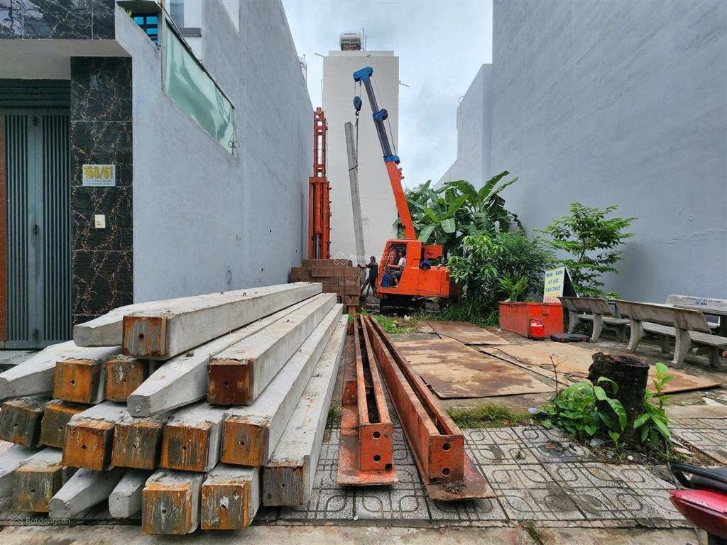 Cần bán nhà 1t2l, 4pn 3wc, ngang 4m khu dân cư đồng bộ.