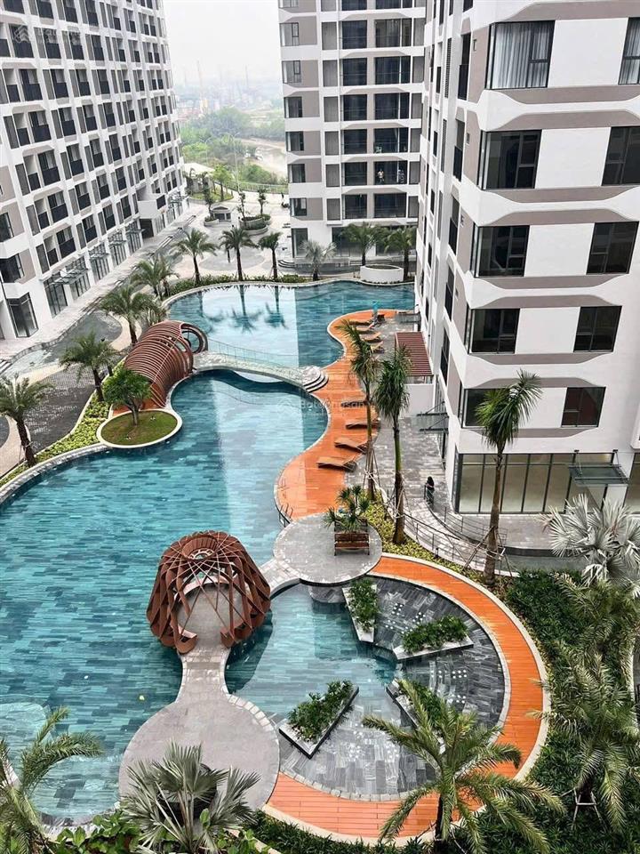 Bán nhanh trong tuần căn 2pn 73m2, lầu cao, view thoáng, sổ sẵn sang tên ngay.