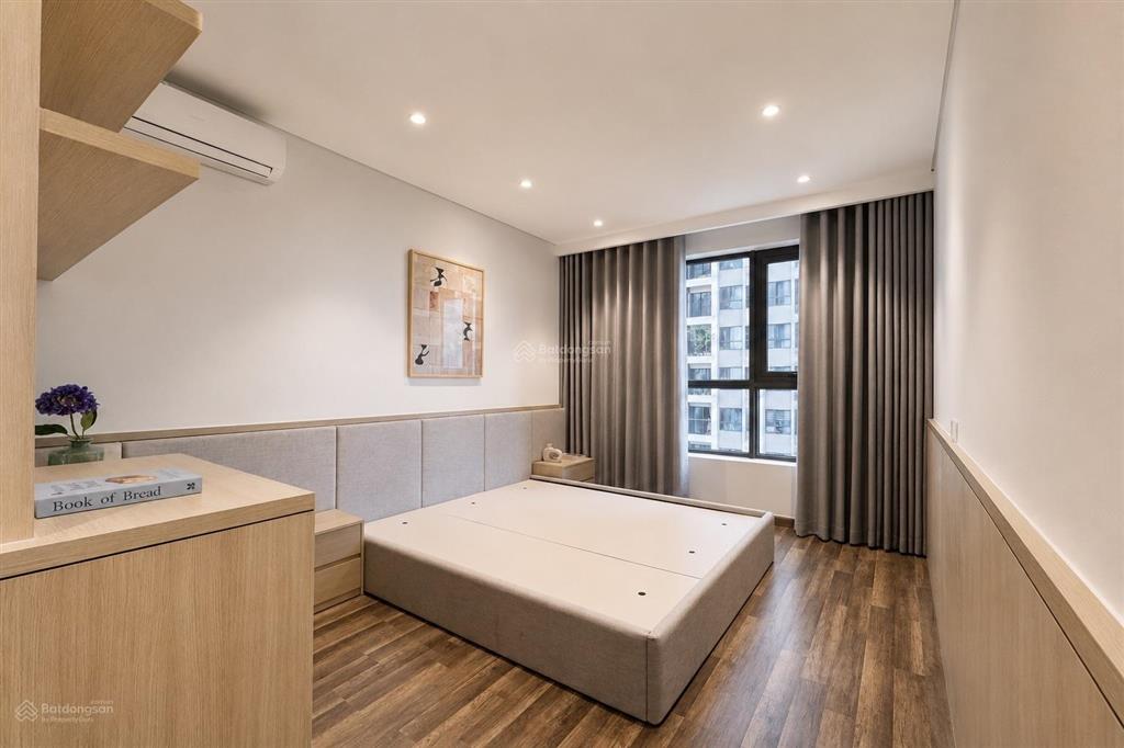 Hà đô centrosa garden trung tâm quận 10. căn hộ 2pn full nội thất. sổ hồng công chứng ngay