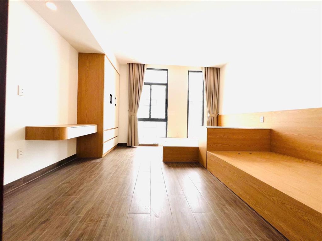 Phòng trống mới khai trương full nội thất. đường lã xuân oai. q9 cũ.