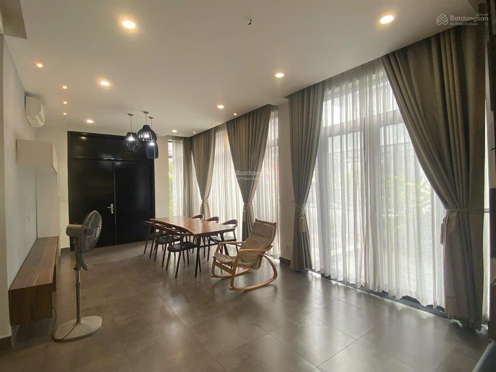 Cho thuê biệt thự mặt tiền đường liên phường, ở ngay, giá tốt!