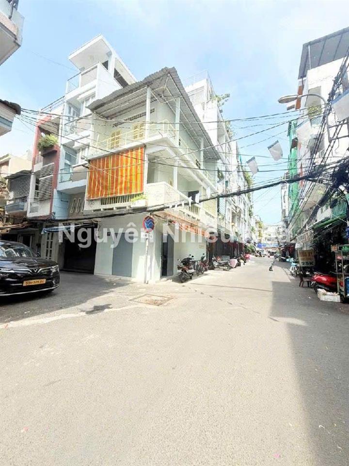 Bán nhà góc 2 mtkd q4  shr không lg/qh  30m2 đường xe hơi thông thoáng