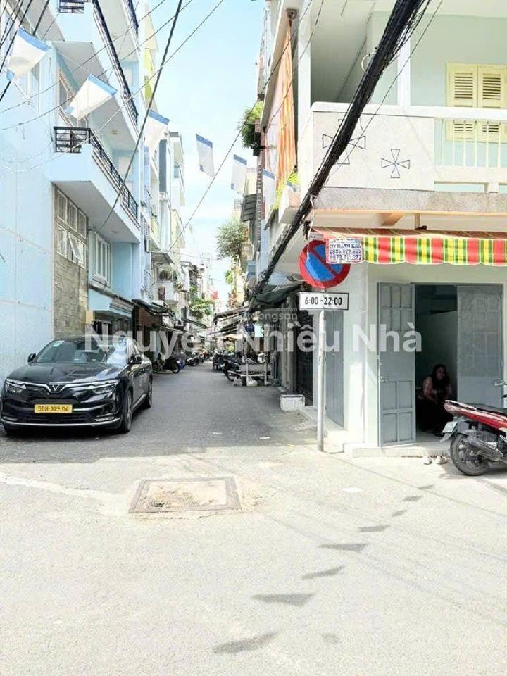 Bán nhà góc 2 mtkd q4  shr không lg/qh  30m2 đường xe hơi thông thoáng