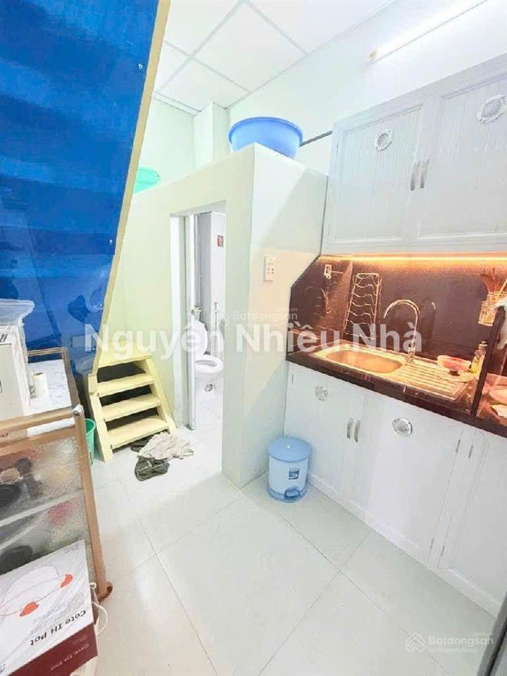 Bán nhà góc 2 mtkd q4  shr không lg/qh  30m2 đường xe hơi thông thoáng