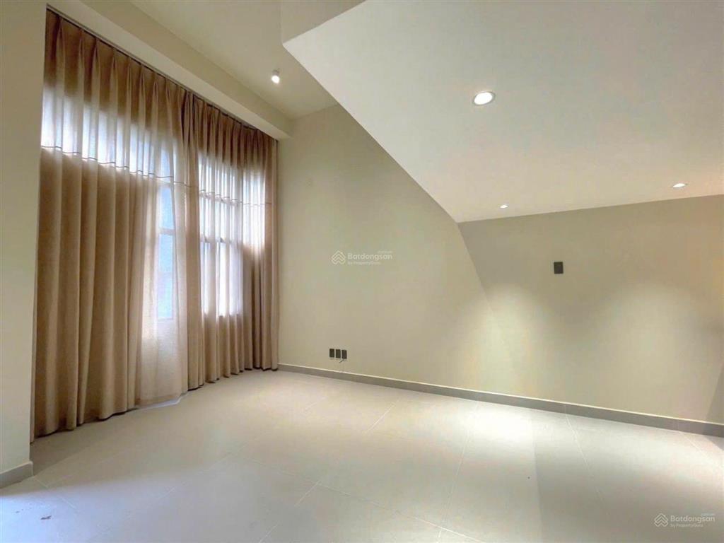 Bán căn hộ hưng vượng 1  72m2 | decor mới 100% | duplex 2pn