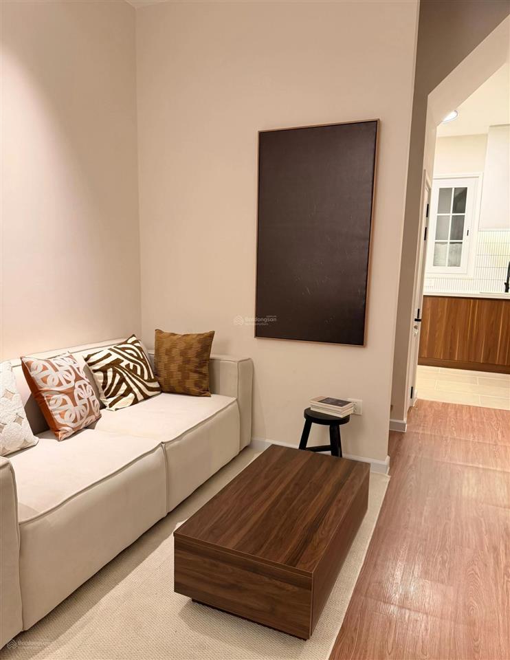 Nhà đẹp 2 tầng lê văn lương  35m2 | 2 tầng  đường 6m xe hơi full nội thất