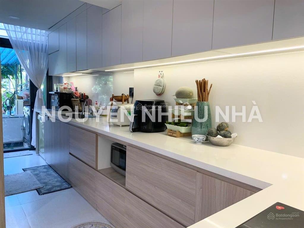Shophouse sân vườn hơn 110m2  view kênh thơ mộng  khu nam long trần trọng cung