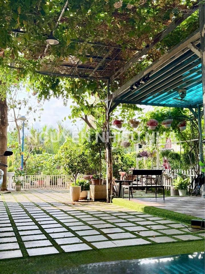 Shophouse sân vườn hơn 110m2  view kênh thơ mộng  khu nam long trần trọng cung