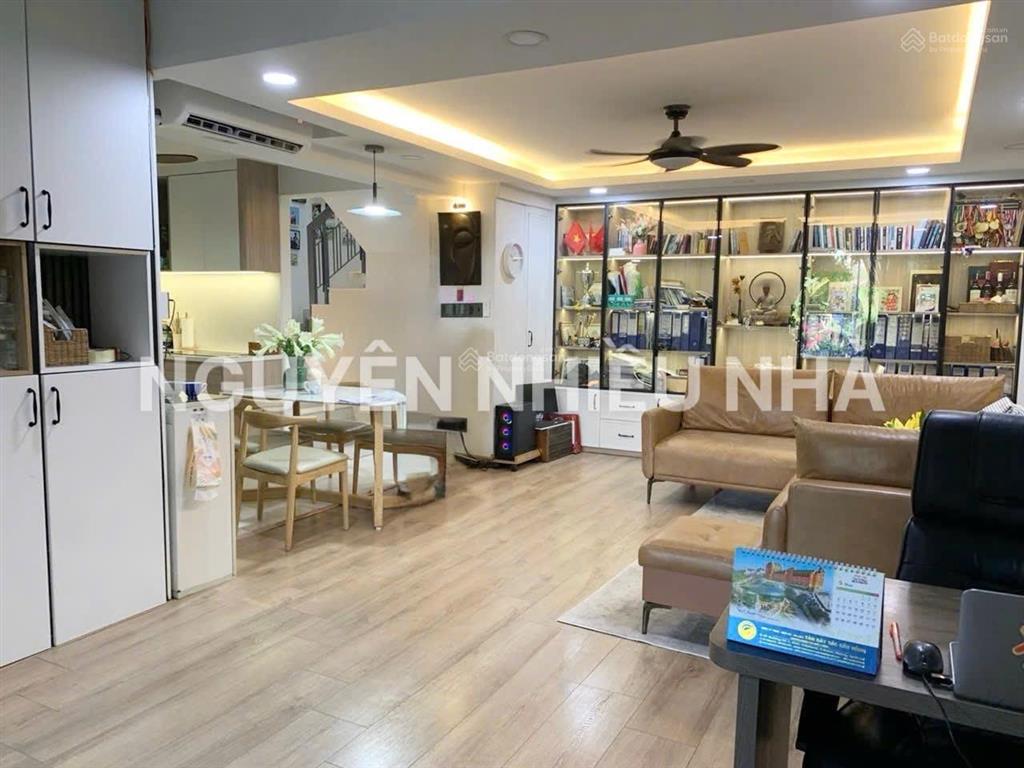 Shophouse sân vườn hơn 110m2  view kênh thơ mộng  khu nam long trần trọng cung