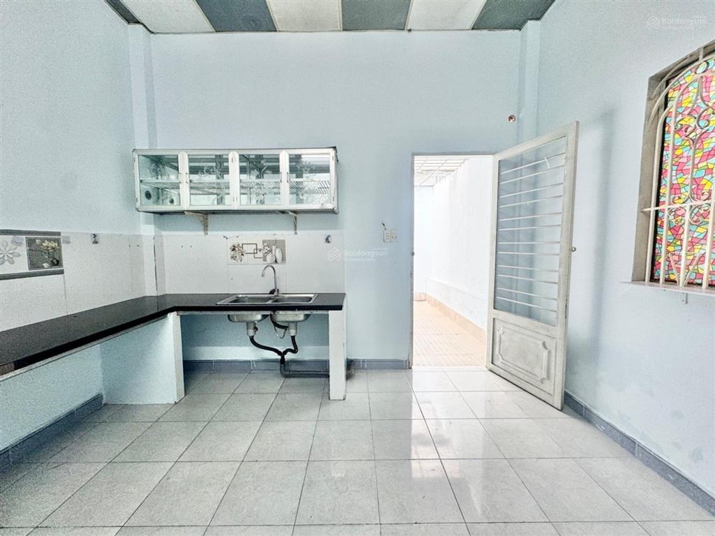 Bán nhà cạnh kcx tân thuận | nhà ngang hơn 4m nở hậu phong thủy | hẻm xe hơi đỗ cửa