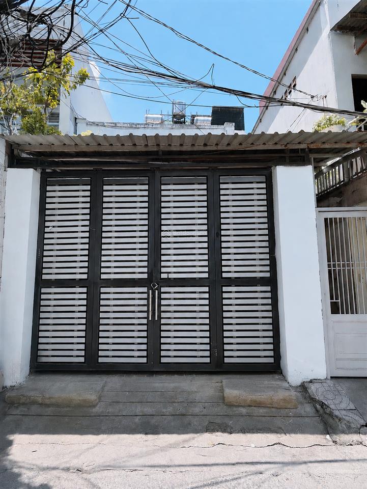 Bán nhà cạnh kcx tân thuận | nhà ngang hơn 4m nở hậu phong thủy | hẻm xe hơi đỗ cửa