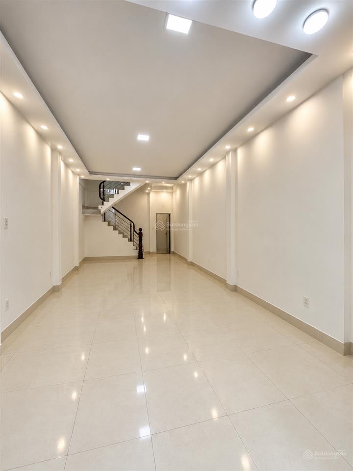Bán nhà mặt tiền lâm văn bền, quận 7, ngang 5m hiếm, 4 tầng, sẵn dòng tiền ~200tr/năm