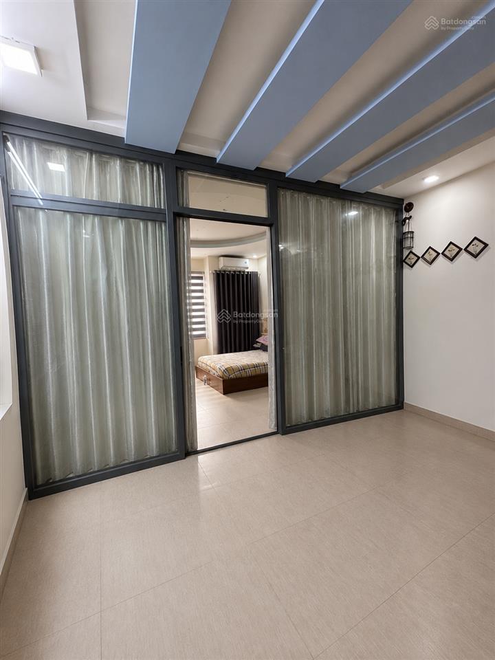 Bán nhà mặt tiền lâm văn bền, quận 7, ngang 5m hiếm, 4 tầng, sẵn dòng tiền ~200tr/năm