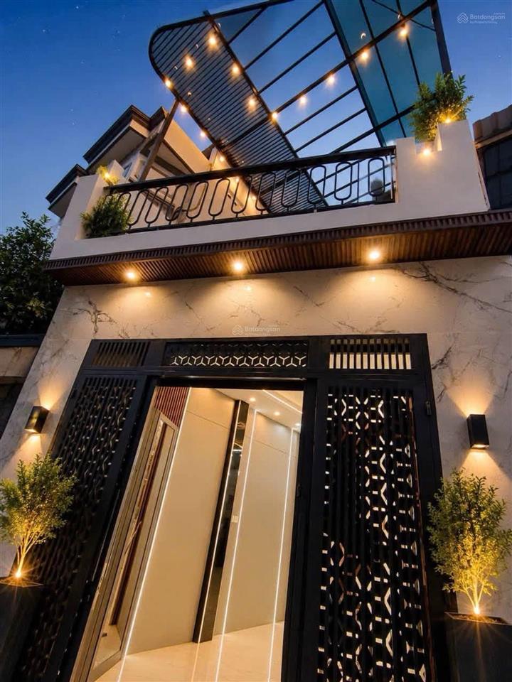 Bán nhà quận 7 phú thuận 54m, hẻm kinh doanh, nhà mới full nội thất, 3pn 3wc, phòng ngủ tầng trệt.