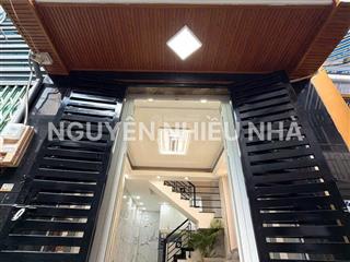 Bán nhà quận 7 bùi văn ba, 4pn, 3wc, gần chợ, trường học, nhà kiên cố, dưới 5 tỷ