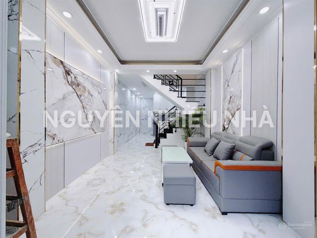 Bán nhà quận 7 bùi văn ba, 4pn, 3wc, gần chợ, trường học, nhà kiên cố, dưới 5 tỷ