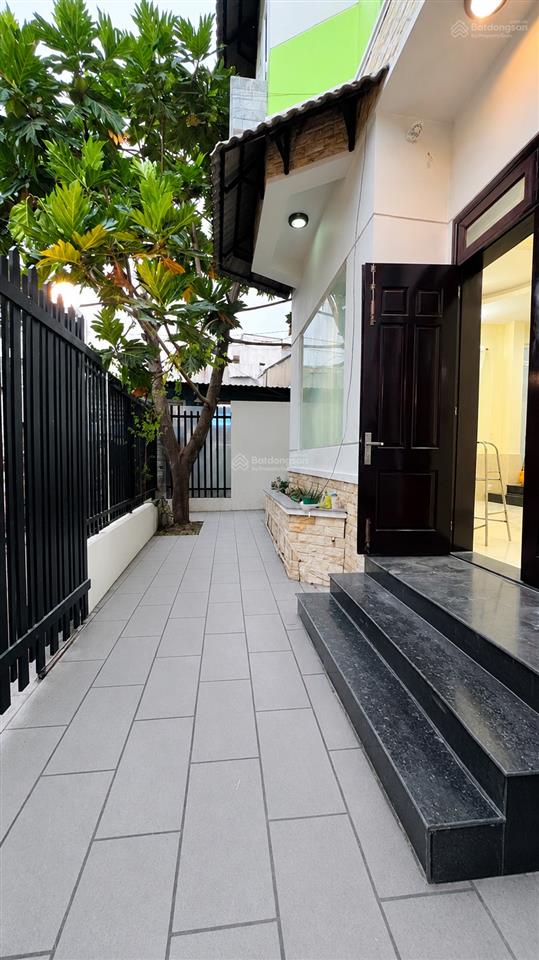 Bán nhà 3 tầng phường tân hưng quận 7, 94m, ngang 8.5m nở hậu, gara ô tô, 4pn, gần khu kiều đàm