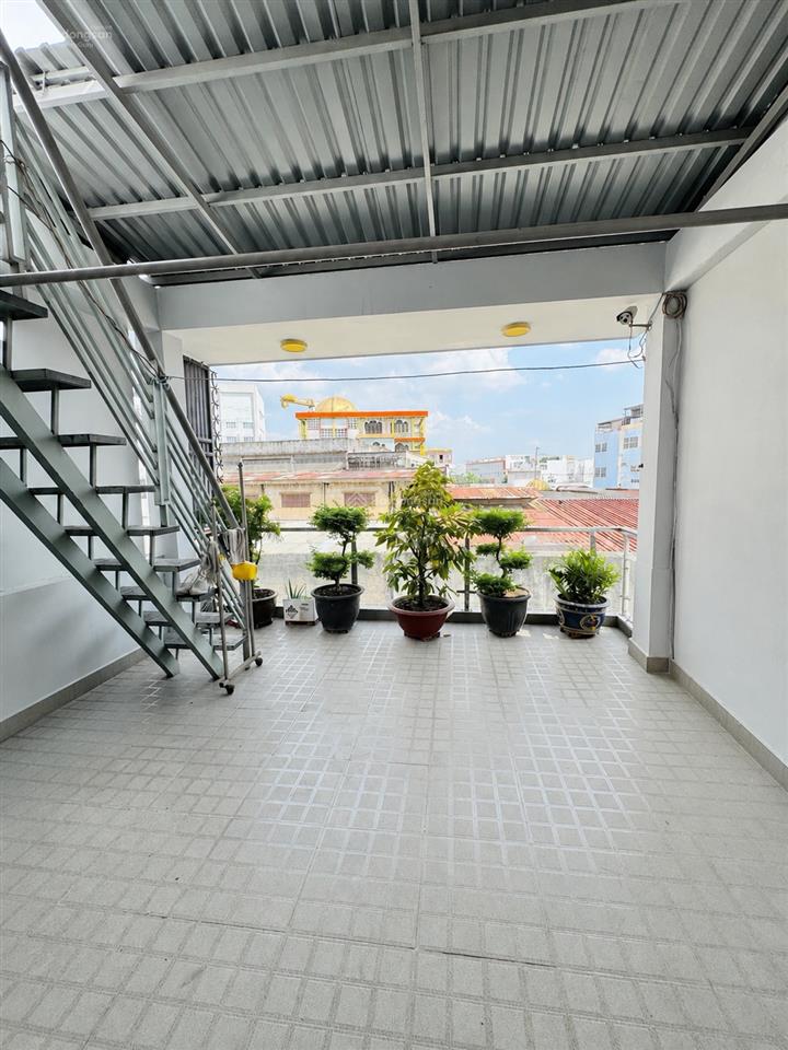 Bán nhà âu dương lân quận 8, 94m, ngang 4,3m, dài 24,5m, 4 tầng, hẻm ô tô 7m, 5pn