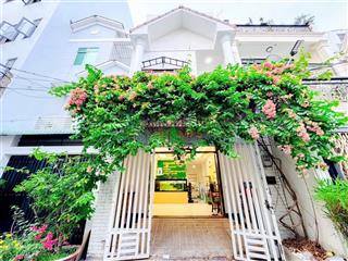 Bán nhà lê thị chợ, quận 7, sát phú mỹ hưng, hẻm xe hơi, 4 tầng, ngang 5m rộng rãi
