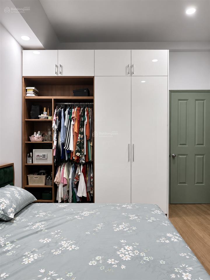 Bán nhà đẹp lâm văn bền quận 7, 4m x 25m, 3 tầng, 4 phòng ngủ, 5wc, cạnh mone