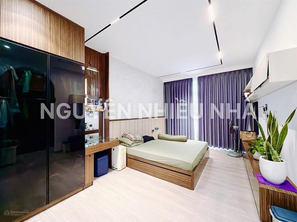 Bán nhà đẹp trung tâm quận 7 cạnh phú mỹ hưng, 3 tầng, ngang 5m hiếm, 82.5m2, full nội thất