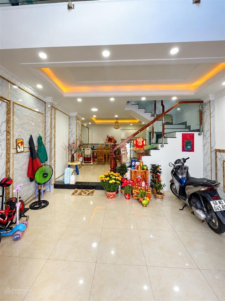 Bán nhà quận 7 đường huỳnh tấn phát, 5x12m, 4 tầng, 4pn, gần phú mỹ hưng